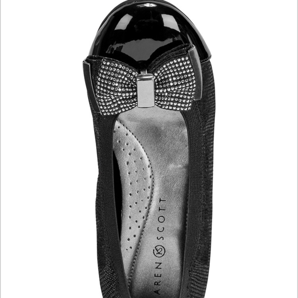 Ballet flats